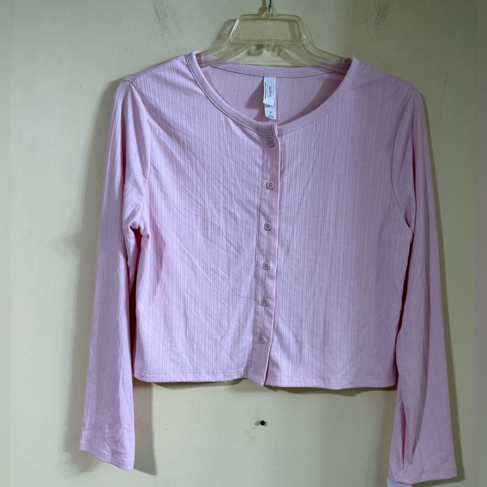 Light Pink Ribbed Button-Front Women's Top..100